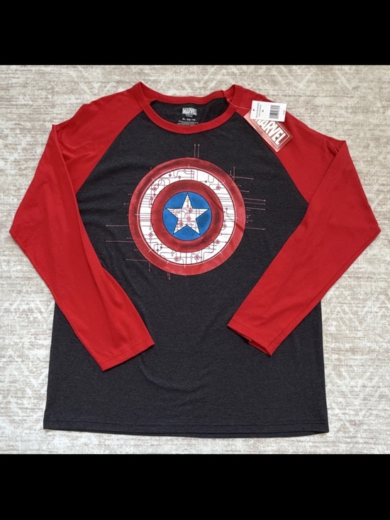 Marvel Other - Marvel Captain America Shield Graphic Raglan Long Sleeve Red/Black Men’s XL NWT